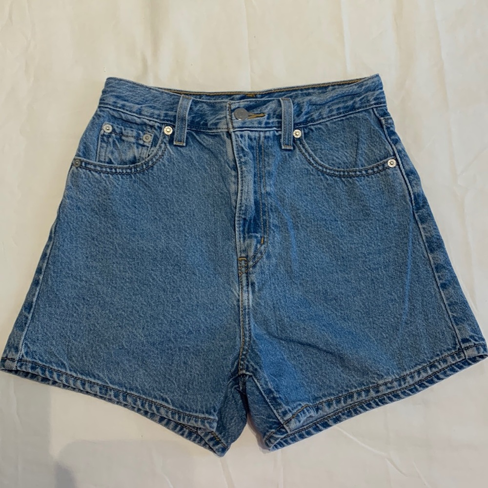 Levis shorts